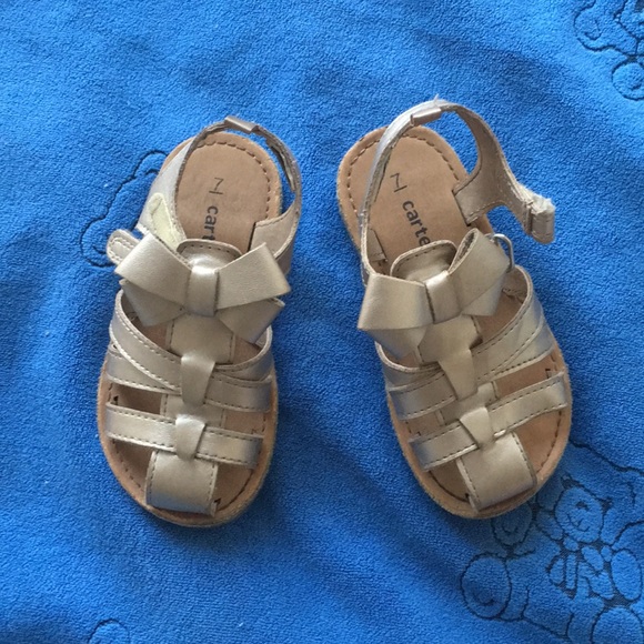 Carters size 7 kids sandal - Picture 2 of 2